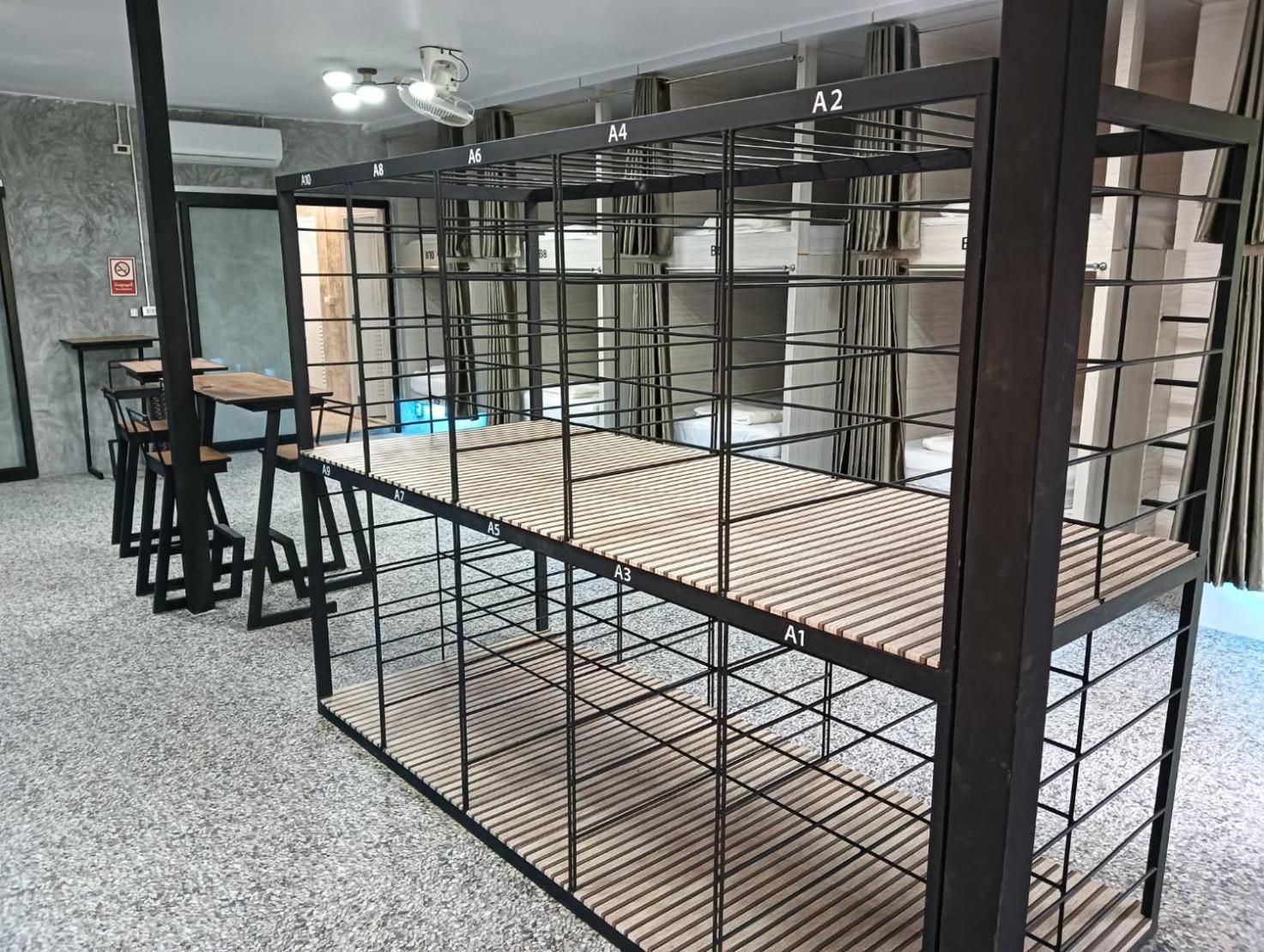 White Jail At Koh Tao Hostel Eksteriør billede